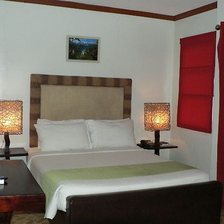 Ecoland Suites & Inn Davao Екстер'єр фото