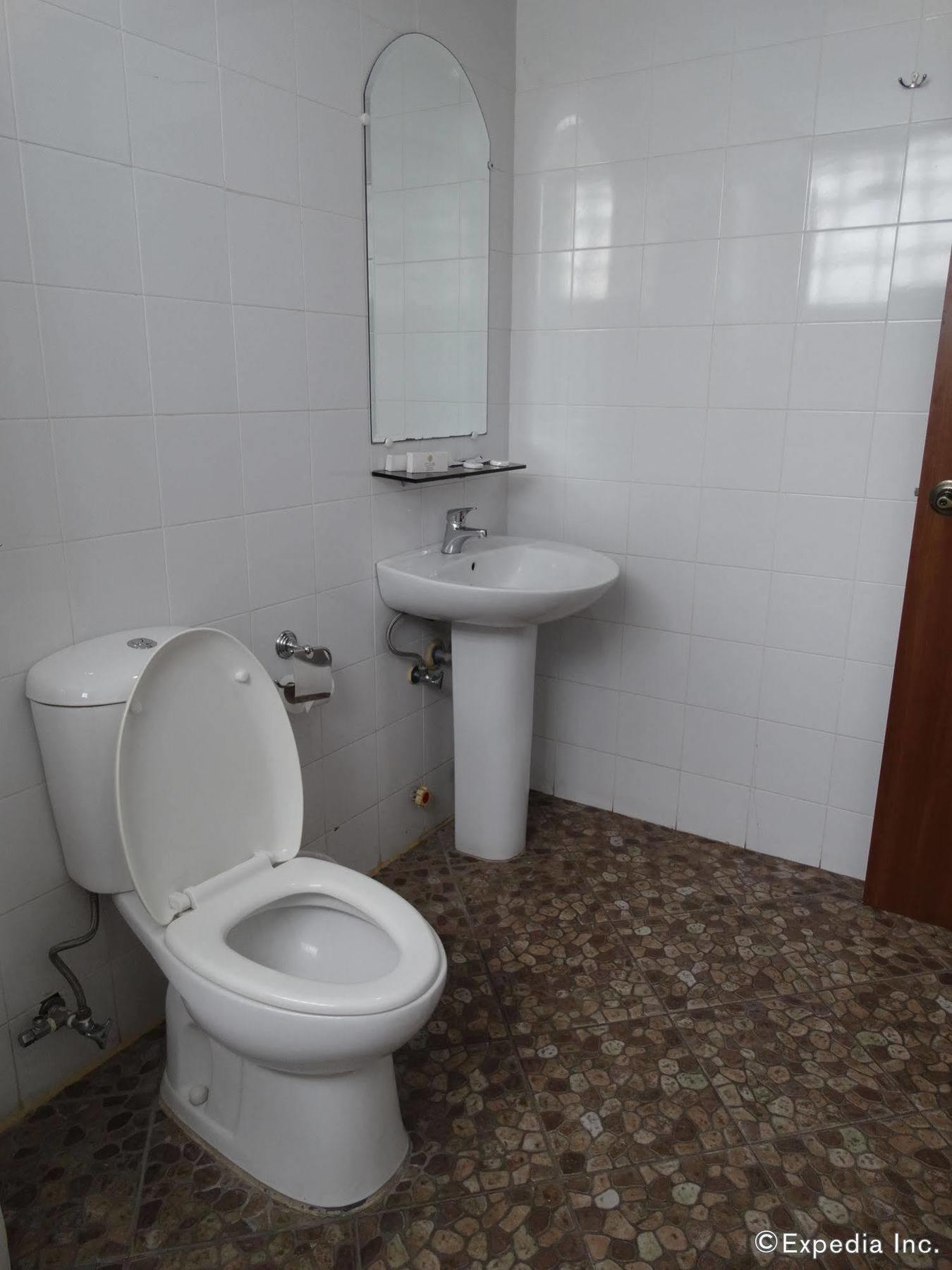 Ecoland Suites & Inn Davao Екстер'єр фото